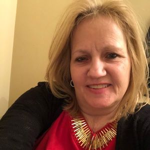 Meet your Posher, Brenda